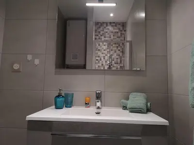 Salle de bains dans l'établissement LE WILSON SUITE - Centre-ville - Gare - Tram