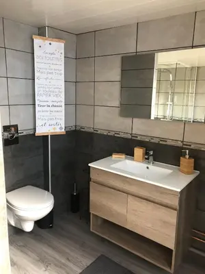 Salle de bains dans l'établissement Gîte de l'Est 1