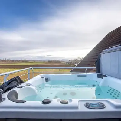 ESPLANADE HOME Private SPA Jacuzzi Sauna Parking