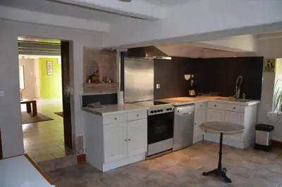 Cuisine ou kitchenette dans l'établissement gîte de la cheneau