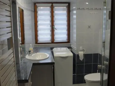 Salle de bains dans l'établissement Les Gentianes