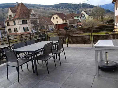 Vue générale sur la montagne ou vue sur la montagne depuis la maison de vacances