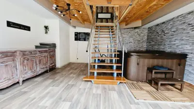 Plan de l'établissement Gitedaval Hangy Haut & spa