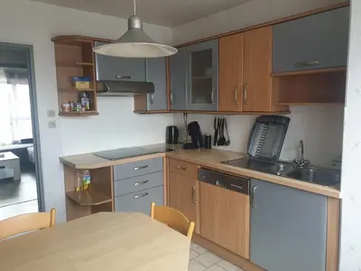 Cuisine ou kitchenette dans l'établissement Mulhouse,Grand appart cosy&lumineux, 78m2 , pour 5 personnes
