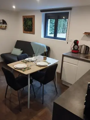Cuisine ou kitchenette dans l'établissement Le Ptit Lou
