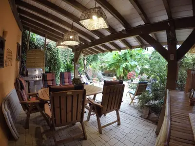 Jardin de l'établissement Au Nid de Cigogne