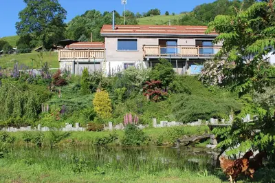 Jardin de l'établissement chalet bel horizon La Montagne Des Lamas