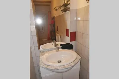 Salle de bains dans l'établissement gite joseph 2pers dans le vignoble à 8km de Colmar