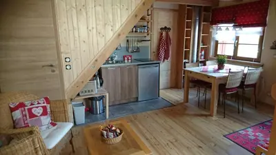 Cuisine ou kitchenette dans l'établissement Appartement Douglasie dans une ferme avec étang privé dans la région des mille étangs, Faucogney-et-La-Mer