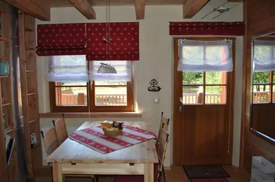 Un ou plusieurs lits dans un hébergement de l'établissement Appartement Douglasie dans une ferme avec étang privé dans la région des mille étangs, Faucogney-et-La-Mer