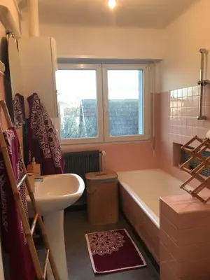 Salle de bains dans l'établissement Gîte Célia