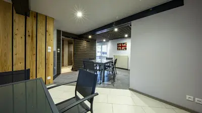 Coin salon dans l'établissement Domaine de l'Atelier