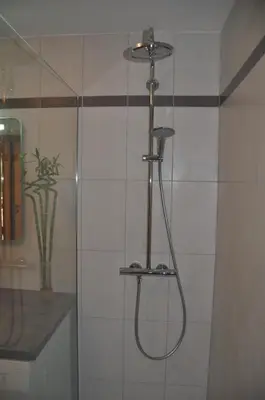 Salle de bains dans l'établissement Le Chalet La Cigogne et Le Chamois