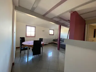 Coin salon dans l'établissement Guesthouse Les 3 Chateaux