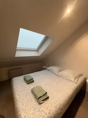 Un ou plusieurs lits dans un hébergement de l'établissement Le 5 - Beau Studio rénové, tout équipé, au calme, Mulhouse centre - stationnement gratuit