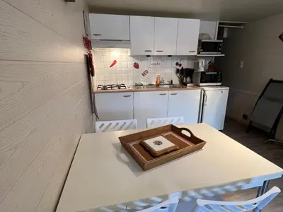 Plan de l'établissement Charmant Gîte en Montagne avec Terrasse et Garage, Proche La Bresse Ski et Sentiers Balises - FR-1-589-17