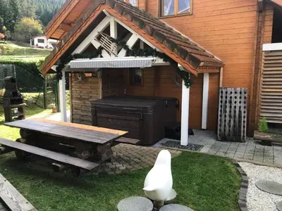 Jardin de l'établissement Chalet Neuf Haut de Gamme avec Spa, Sauna et Décoration Originale – Gérardmer - FR-1-589-80