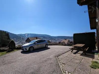 Plan de l'établissement Chalet convivial à Gérardmer avec cheminée, proche du lac et des pistes, idéal famille et rando - FR-1-589-95