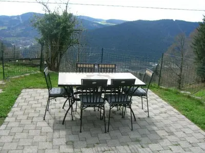 Vue générale sur la montagne ou vue sur la montagne depuis l'appartement