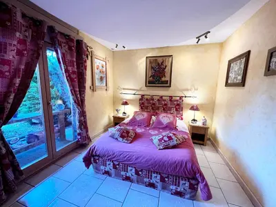 Un ou plusieurs lits dans un hébergement de l'établissement Chalet Montagne avec Spa, Sauna & Proche Pistes - Gérardmer - FR-1-589-114