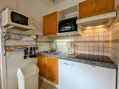 Plan de l'établissement Gîte Confortable en Pleine Nature avec Cheminée et Accès Direct aux Sentiers, Proche Gérardmer et Lac - FR-1-589-124