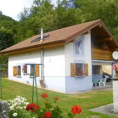 Gîte spacieux et confortable avec terrasse