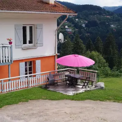 Gîte chaleureux avec terrasse privée à Gérardmer - FR-1-589-159