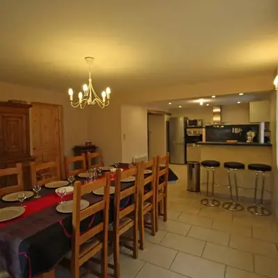 Grande maison avec cheminée