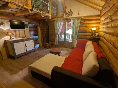 Plan de l'établissement Fuste insolite avec balcon et terrasse dans les Vosges - FR-1-589-241