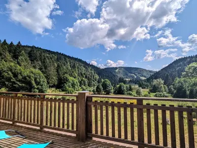 Plan de l'établissement Beau gîte rénové près de La Bresse-Hohneck avec terrasse et parking - FR-1-589-264