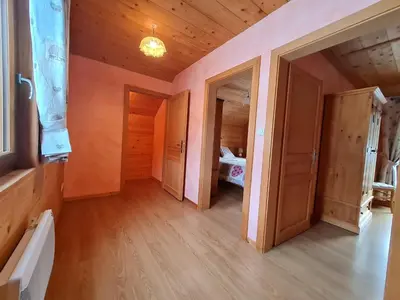 Plan de l'établissement Chalet chaleureux face aux pistes, proche Gérardmer, idéal pour famille, balcon et terrasse - FR-1-589-182