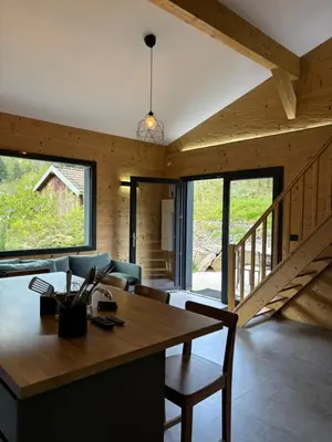 Plan de l'établissement Les Chalets Perce Neige & Jacuzzi privatif, proximité Gerardmer & La Bresse