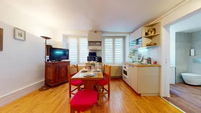 Cuisine ou kitchenette dans l'établissement Maison Le Clos Bartholdi