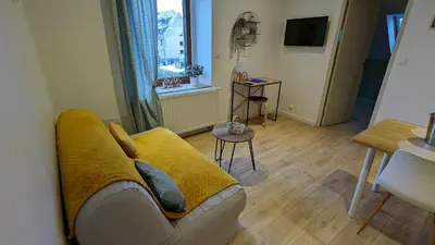 Télévision ou salle de divertissement dans l'établissement Clim, Queen Bed, Route des Vins