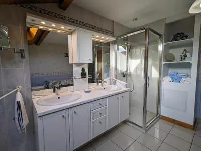 Plan de l'établissement Appartement Confortable avec Accès Facile, Proche Ski et Randonnée - FR-1-589-137