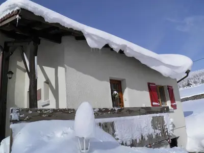 Plan de l'établissement Appartement Confortable avec Accès Facile, Proche Ski et Randonnée - FR-1-589-137
