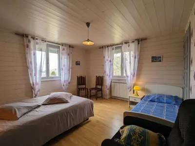 Plan de l'établissement Gîte spacieux en ancienne ferme rénovée, idéal pour familles et amis – proche randos et sites touristiques - FR-1-589-6