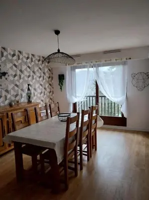 Coin salon dans l'établissement f2 gerardmer