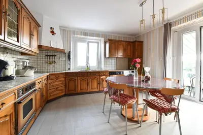 Cuisine ou kitchenette dans l'établissement Gite des Hirondelles