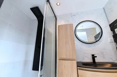 Salle de bains dans l'établissement Gite des Hirondelles