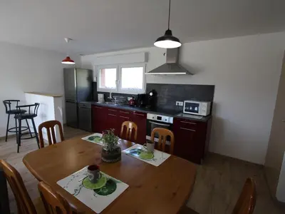 Cuisine ou kitchenette dans l'établissement Gîte pour 4 avec terrasse couverte, parking privé et animaux acceptés - FR-1-589-367