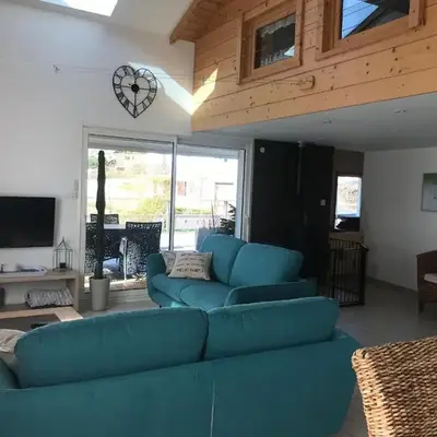 Maison lumineuse avec sauna