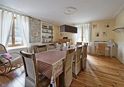 Cuisine ou kitchenette dans l'établissement Gîte de charme jusqu'à 14 personnes, Proche du lac de Gérardmer