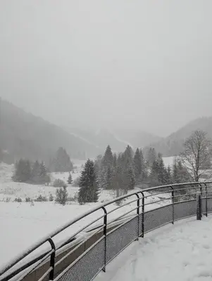 L'établissement Rev2 Montagne en hiver