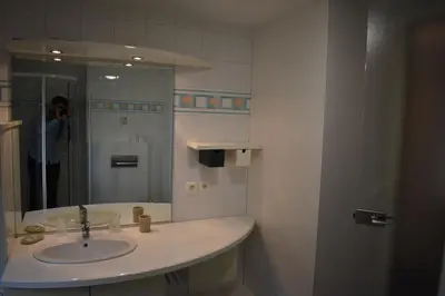 Salle de bains dans l'établissement Chez Max Alsace