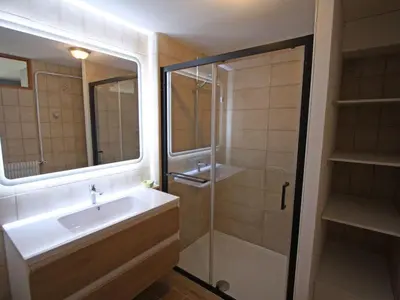 Salle de bains dans l'établissement GITE LE PETIT SAUCELEY