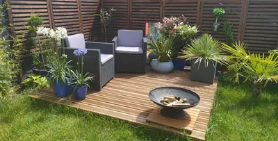 Jardin de l'établissement LA MAISON BLEUE, à 20 mn de Strasbourg, sur la route des vins, jusqu'à 6 personnes, Sélestat