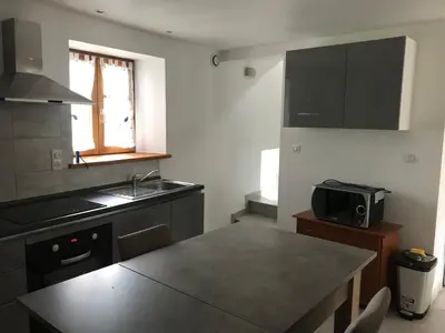 Cuisine ou kitchenette dans l'établissement LE GELEINFÊTE I - GÎTE VOSGES à proximité de GERARDMER