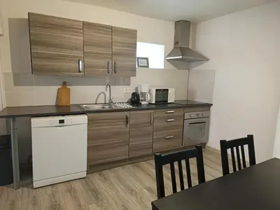 Cuisine ou kitchenette dans l'établissement wintzenheim: appartement