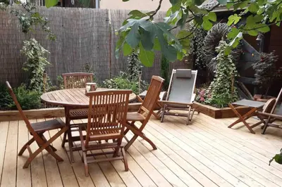 Jardin de l'établissement La Maison du Rempart